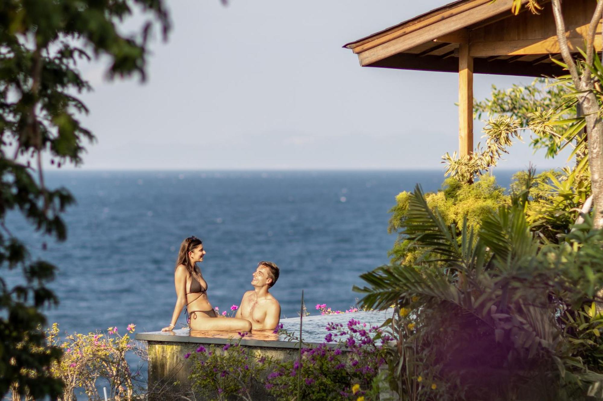 Semaya Beach Resort Tanglad Exterior foto